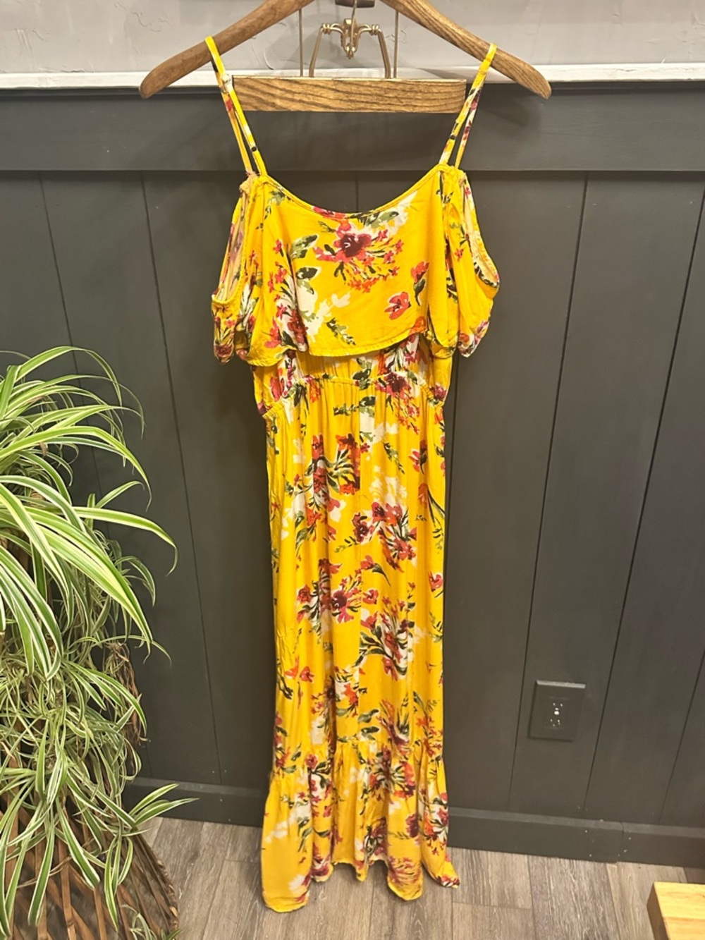 New Look Yellow Floral Off-Shoulder Maxi Dress size M
